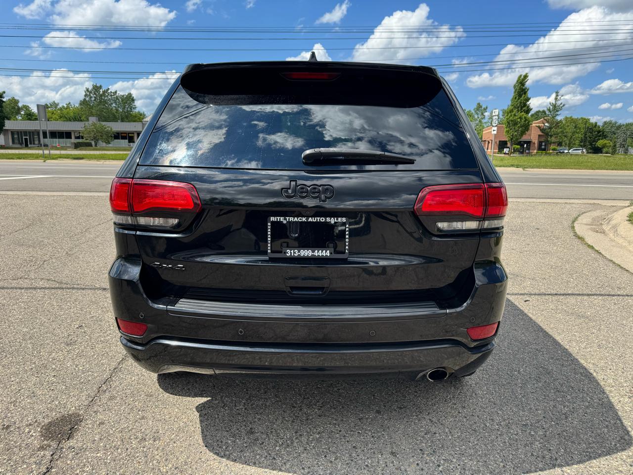 Jeep Grand Cherokee Laredo 4WD 2018