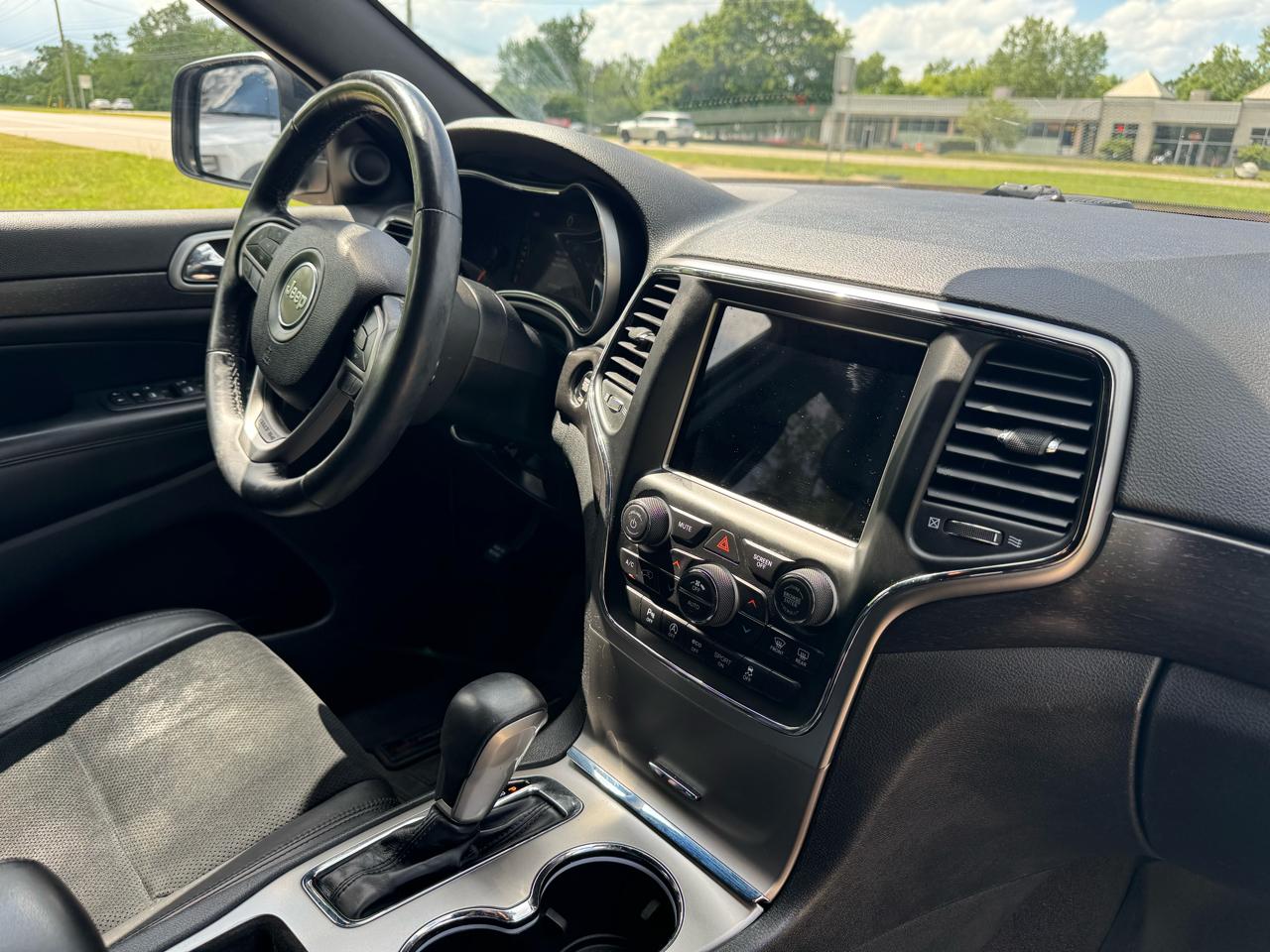 Jeep Grand Cherokee Laredo 4WD 2018