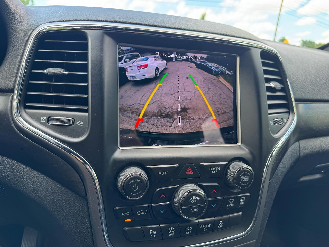 Jeep Grand Cherokee Laredo 4WD 2018