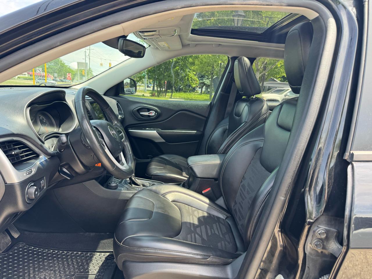 Jeep Cherokee Sport 4WD 2022