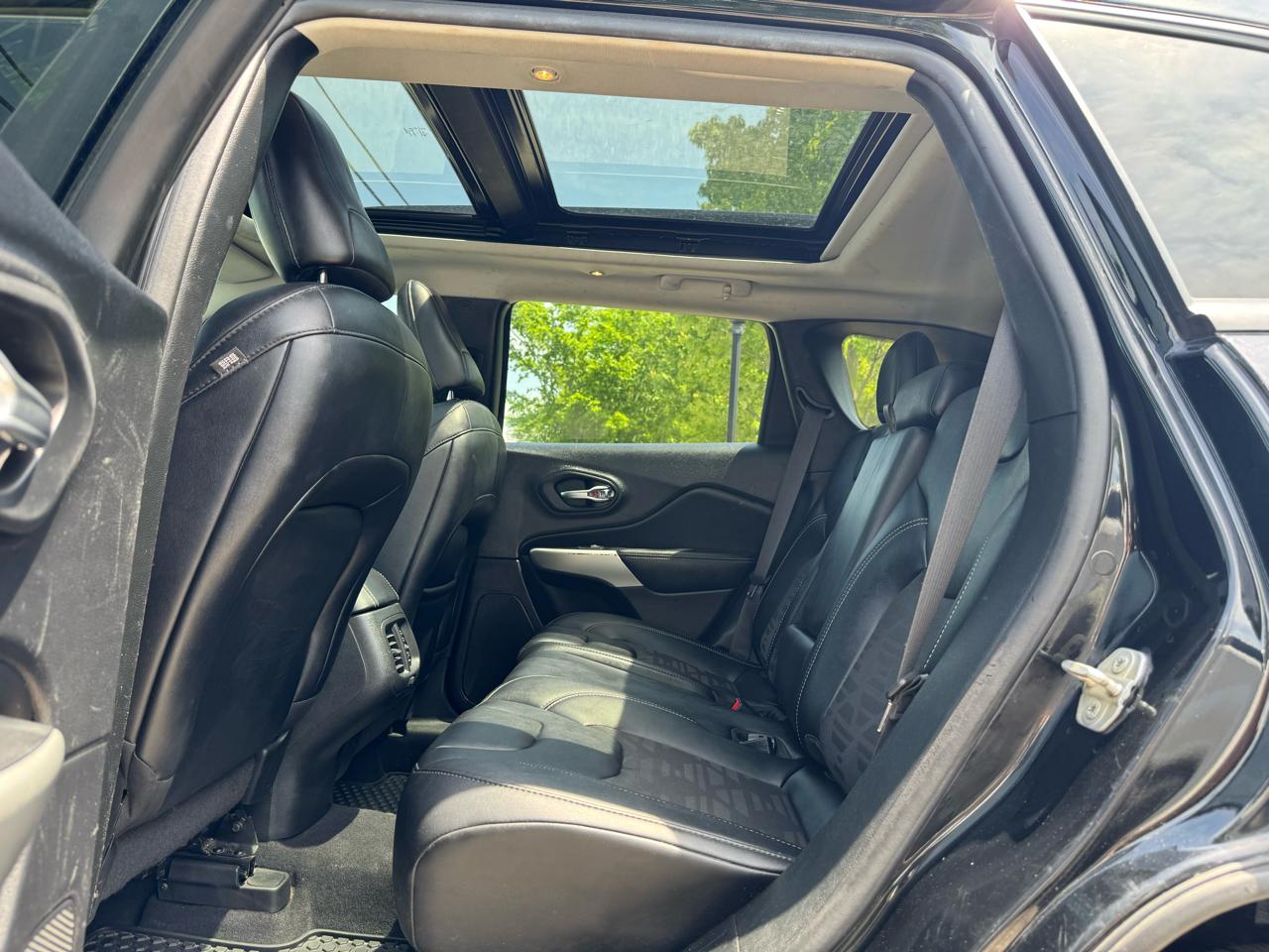 Jeep Cherokee Sport 4WD 2022