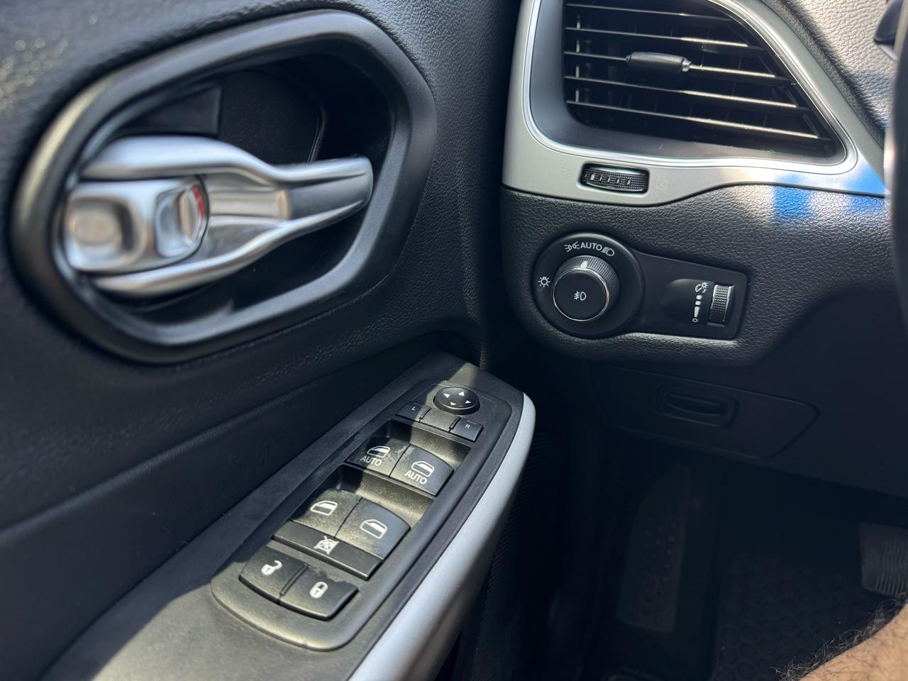 Jeep Cherokee Sport 4WD 2022
