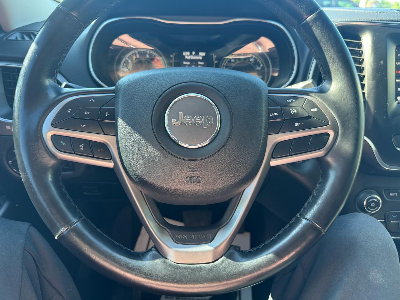 Jeep Cherokee Latitude 4WD 2021