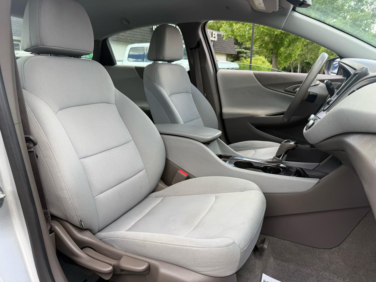 Chevrolet Malibu LS 2017