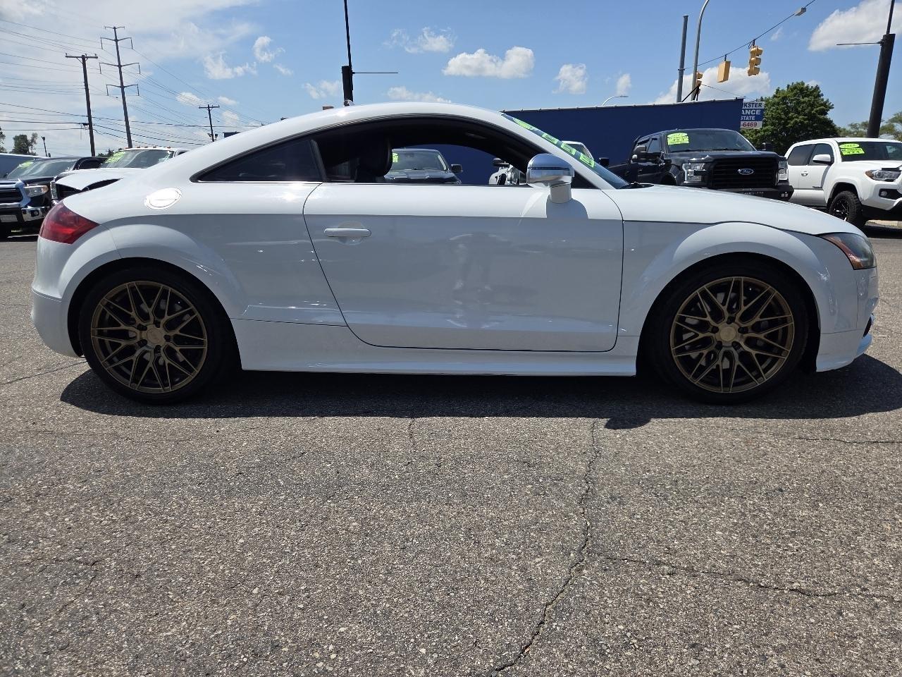 Audi TT S 2.0T quattro S tronic 2012
