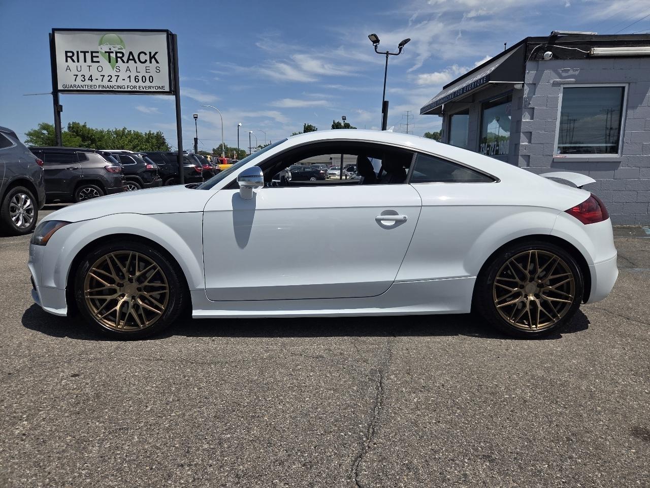 Audi TT S 2.0T quattro S tronic 2012