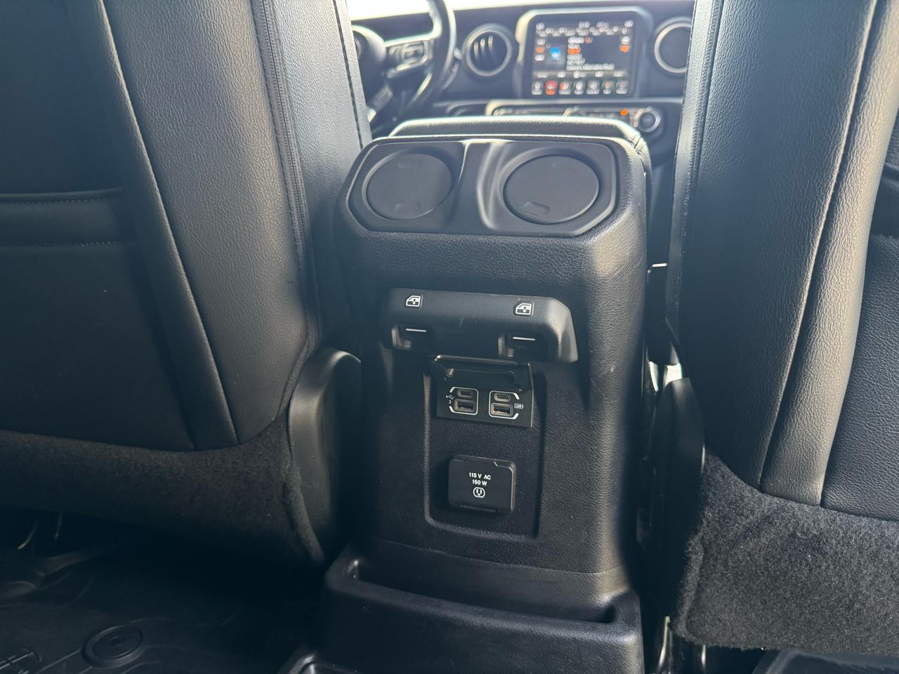 Jeep Wrangler Unlimited Sahara 2018