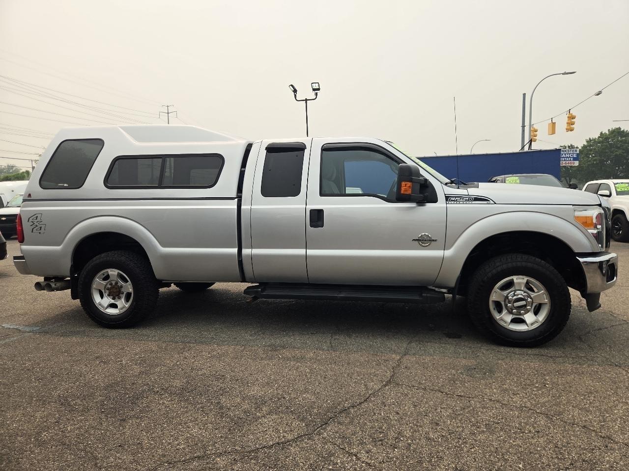 Ford F-250 SD XLT SuperCab 4WD 2016