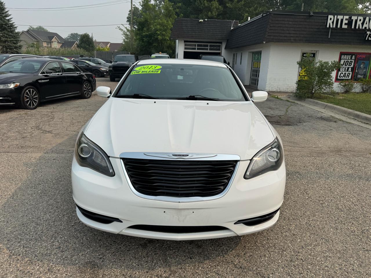 Chrysler 200 Touring 2013