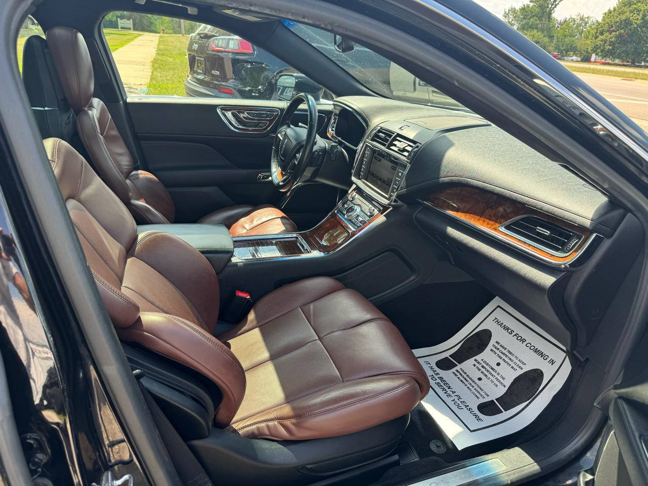 Lincoln Continental Reserve AWD 2017