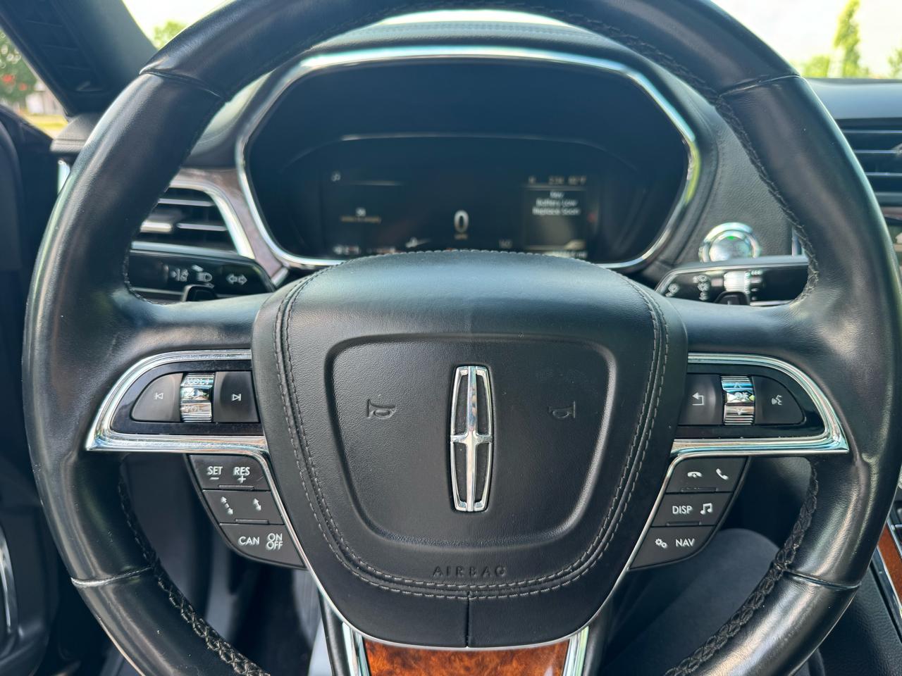Lincoln Continental Reserve AWD 2017