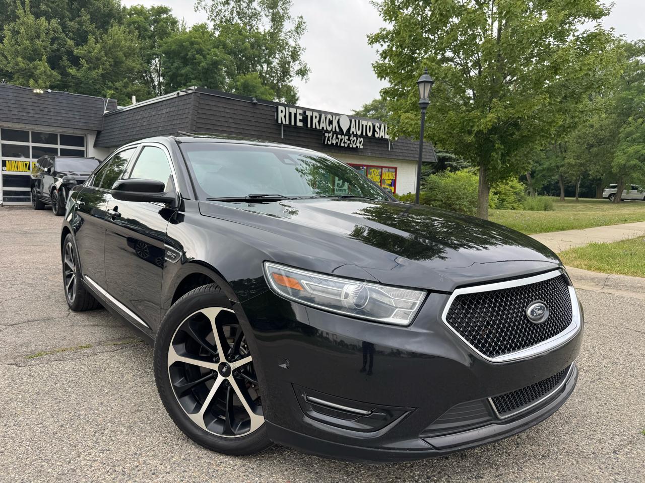 Ford Taurus SHO AWD 2016