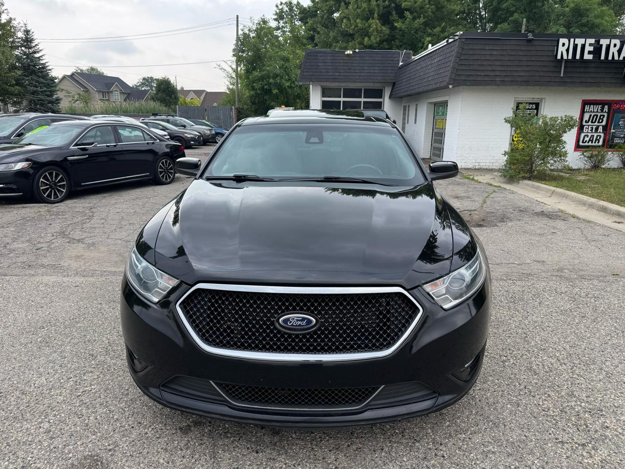 Ford Taurus SHO AWD 2016