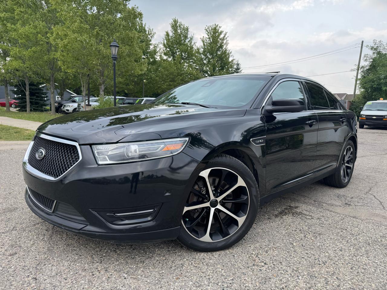 Ford Taurus SHO AWD 2016