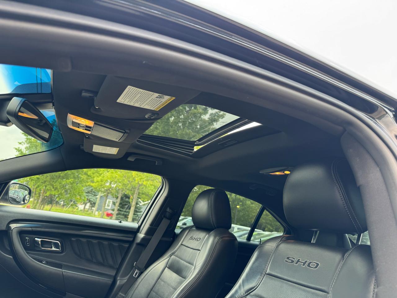 Ford Taurus SHO AWD 2016