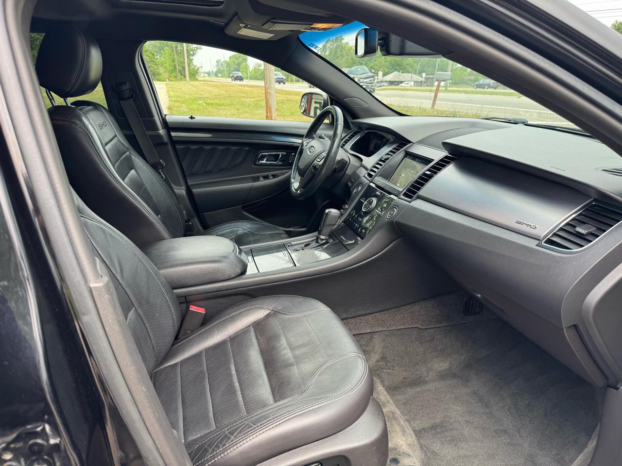 Ford Taurus SHO AWD 2016