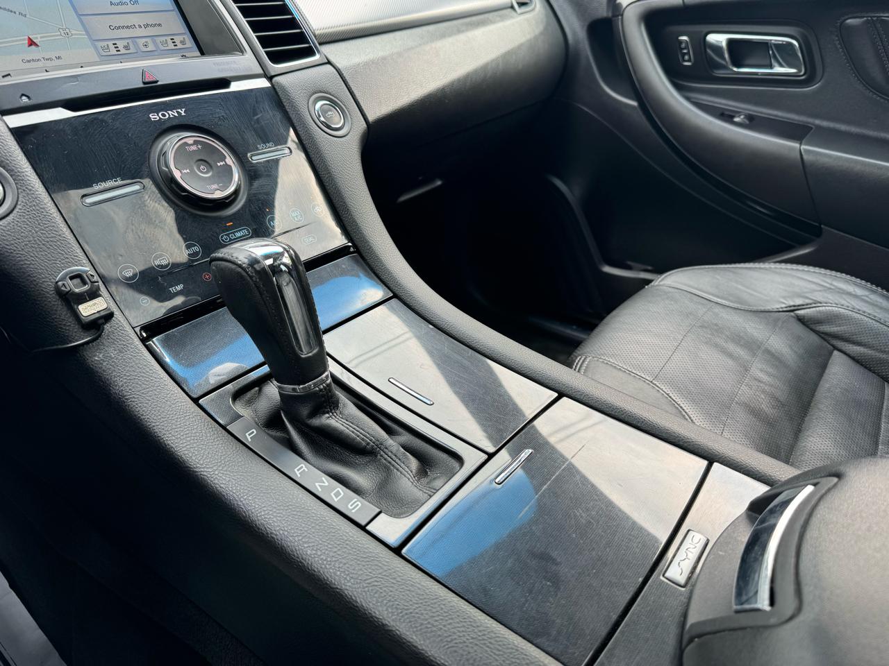 Ford Taurus SHO AWD 2016