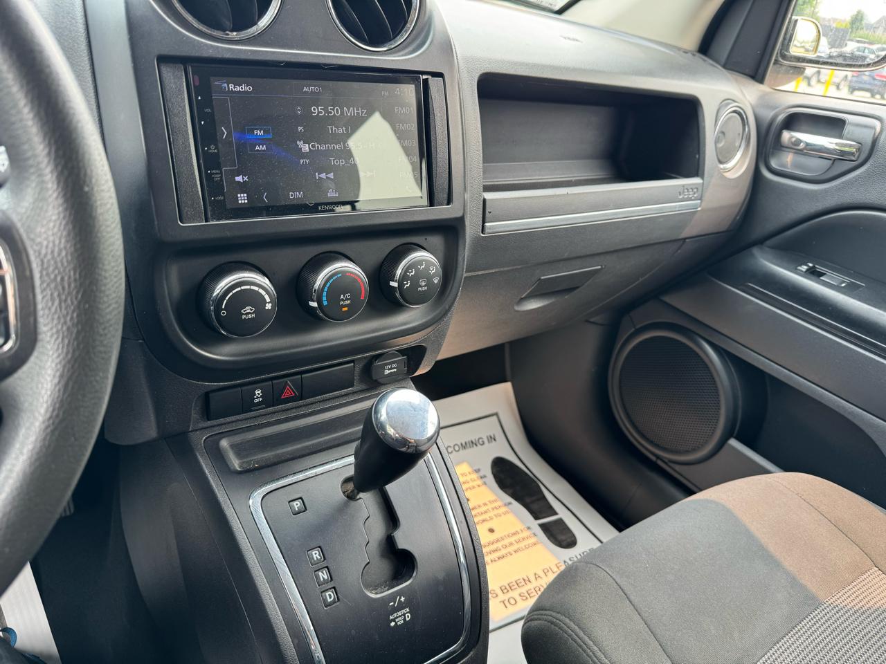 Jeep Compass Sport FWD 2011
