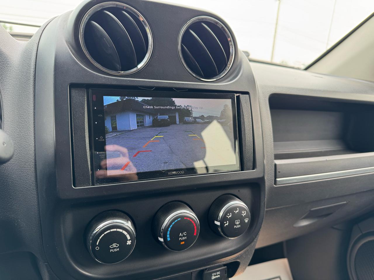Jeep Compass Sport FWD 2011