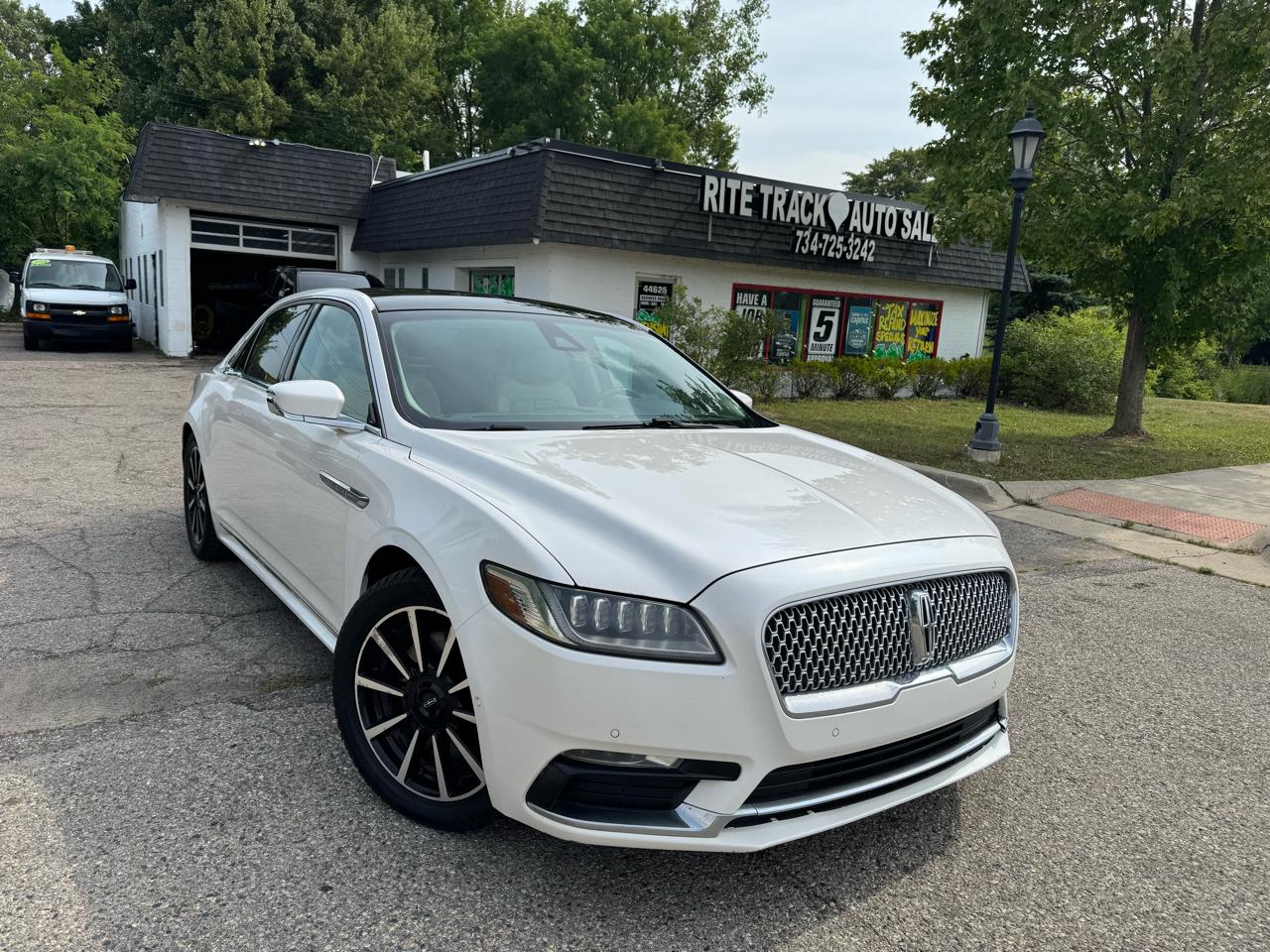 Lincoln Continental Reserve AWD 2017