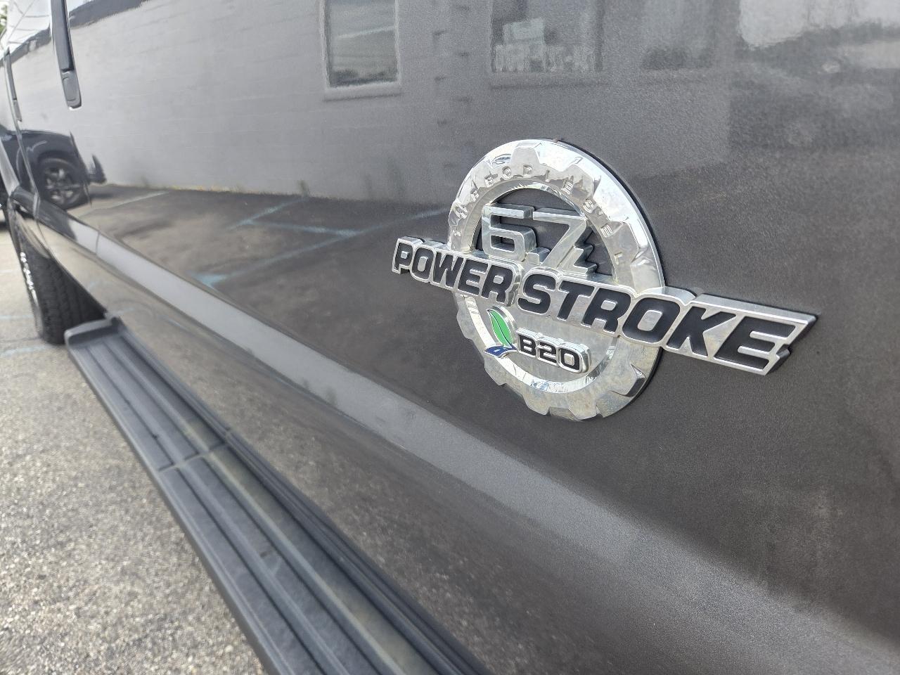 Ford F-250 SD XLT Crew Cab Long Bed 4WD 2016