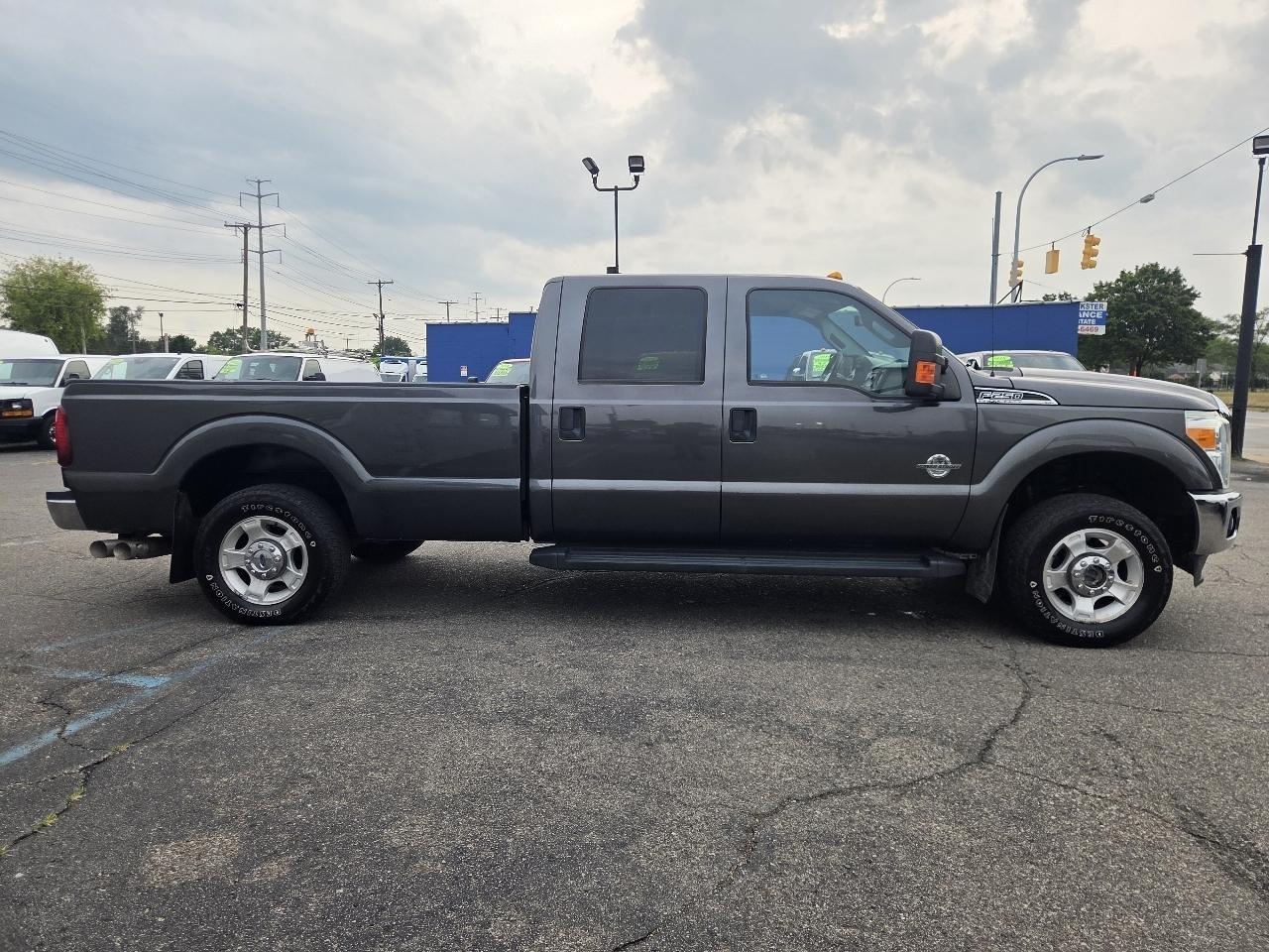 Ford F-250 SD XLT Crew Cab Long Bed 4WD 2016
