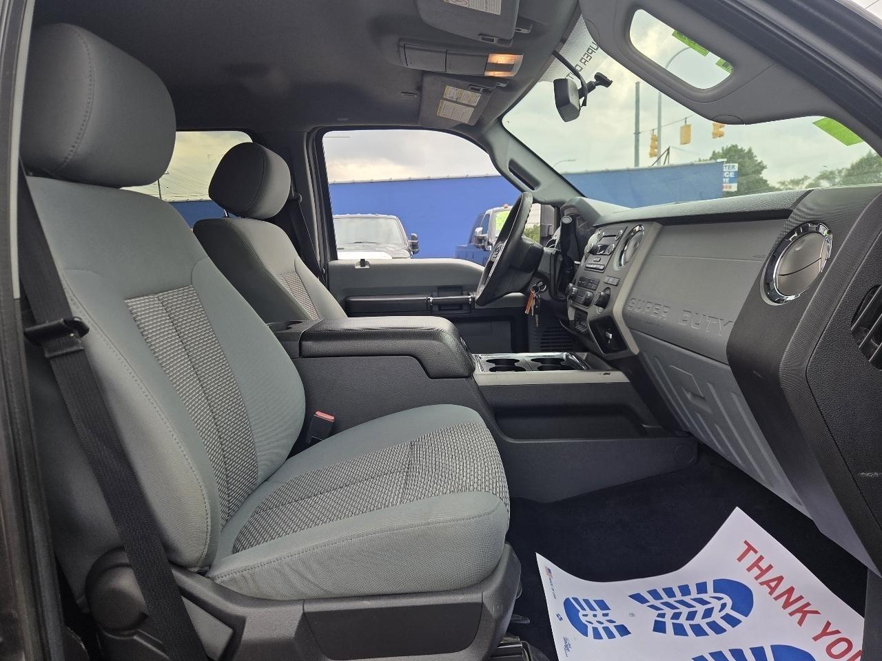 Ford F-250 SD XLT Crew Cab Long Bed 4WD 2016