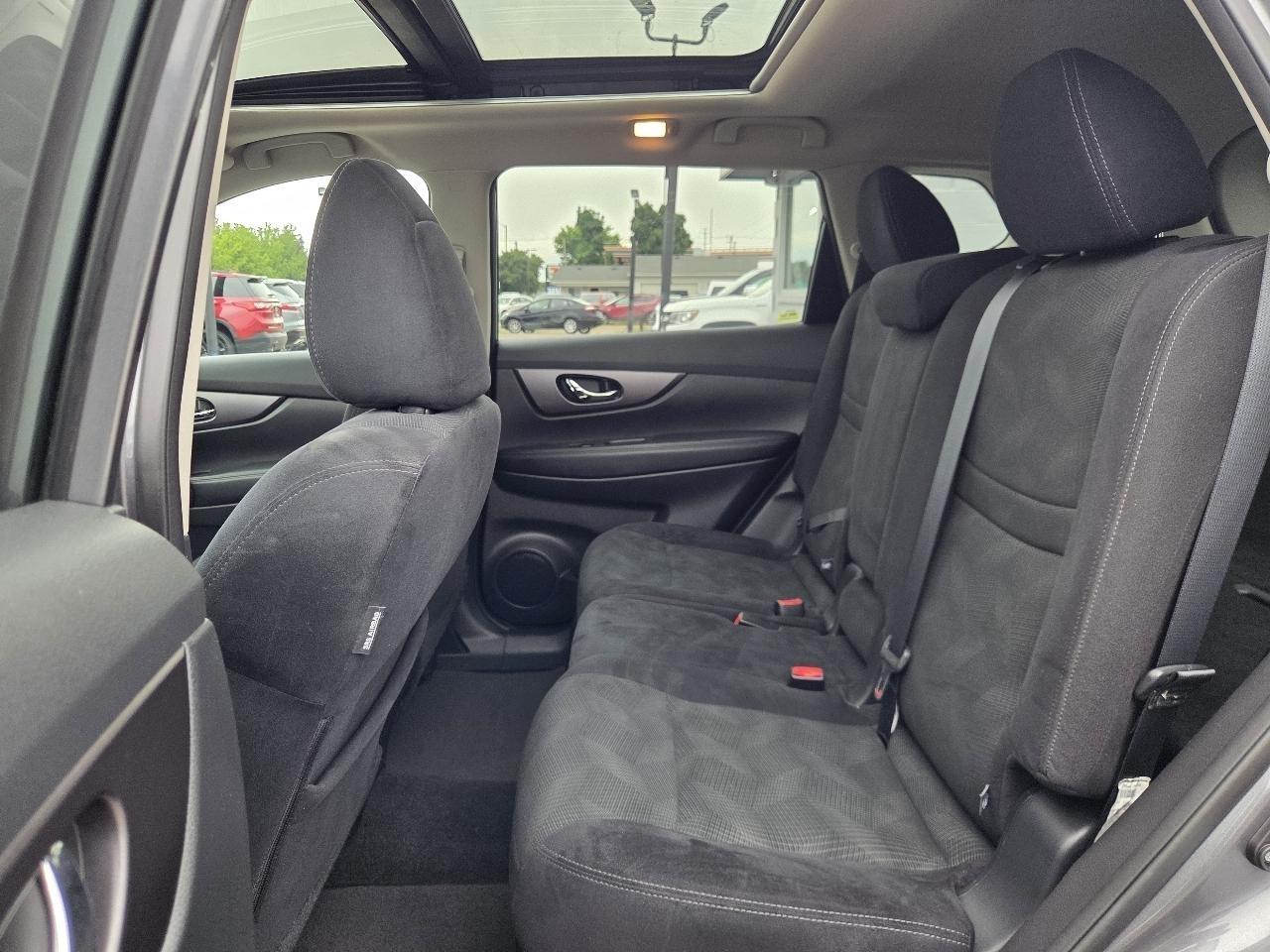 Nissan Rogue SV AWD 2016