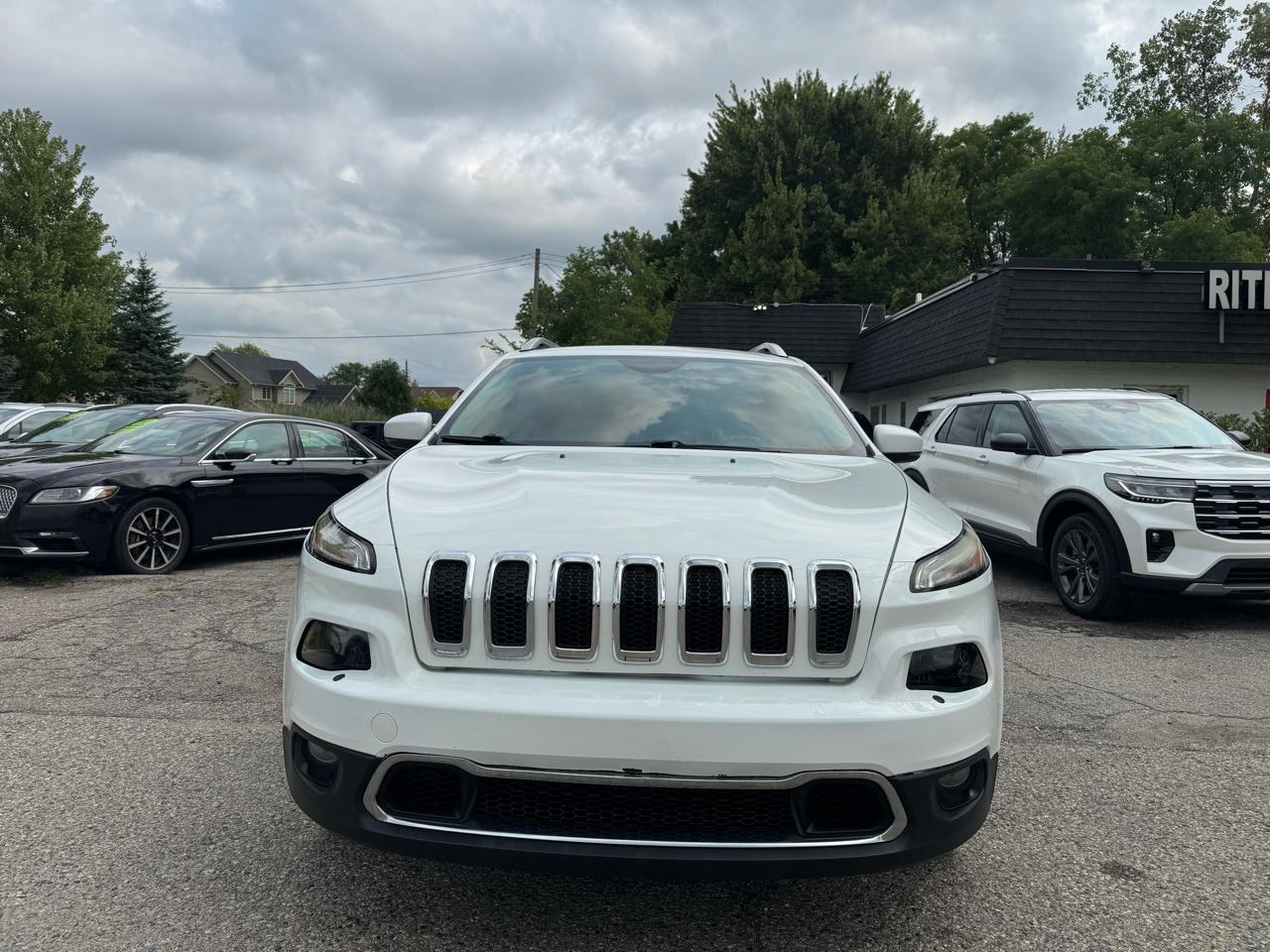 Jeep Cherokee Limited FWD 2015