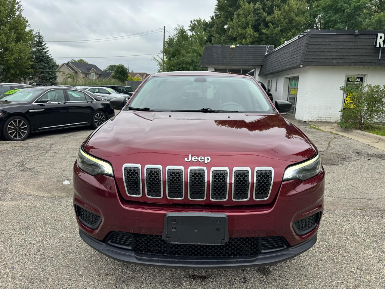 Jeep Cherokee Sport 4WD 2019