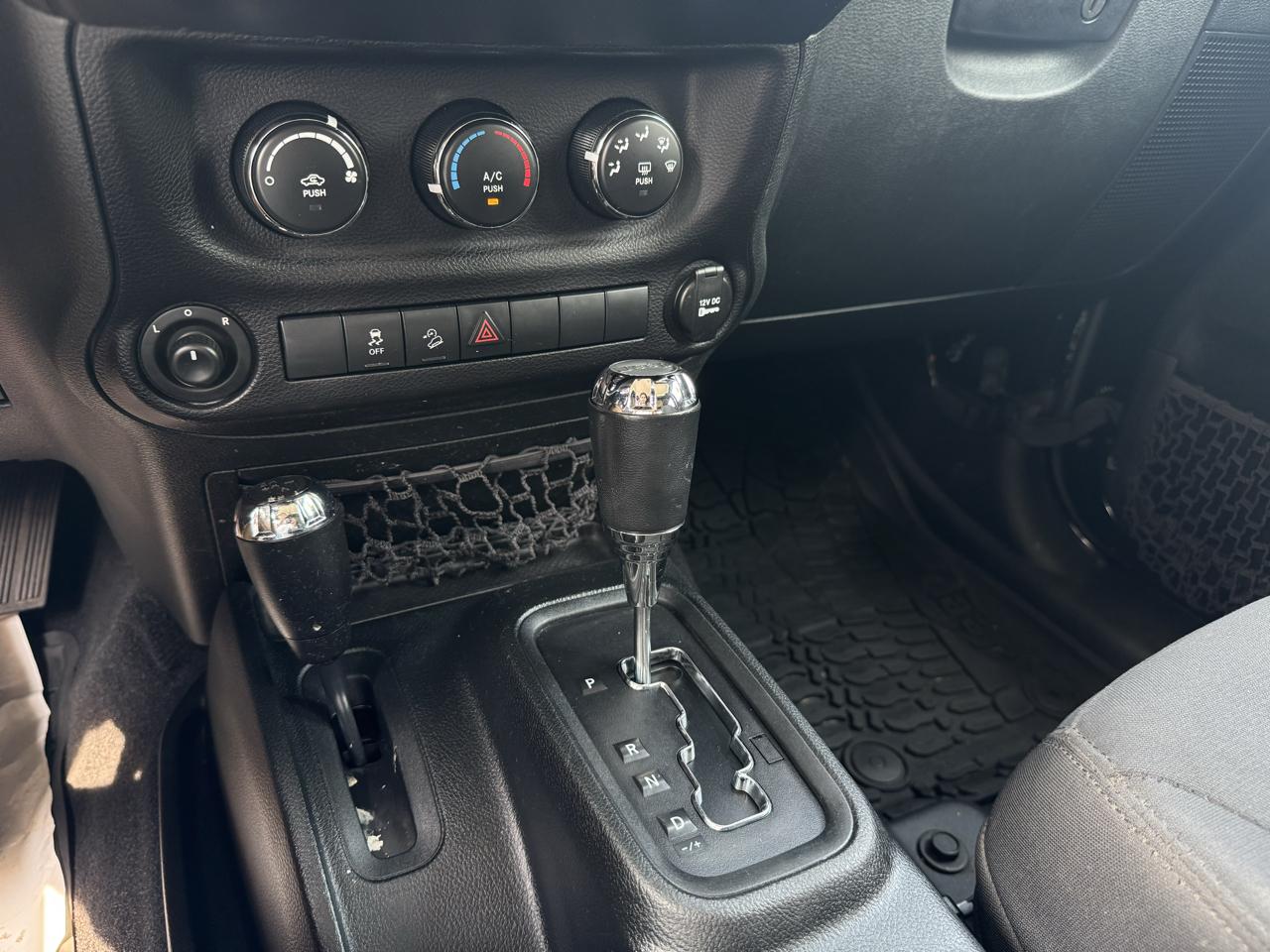 Jeep Wrangler JK Unlimited Sport 4WD 2018