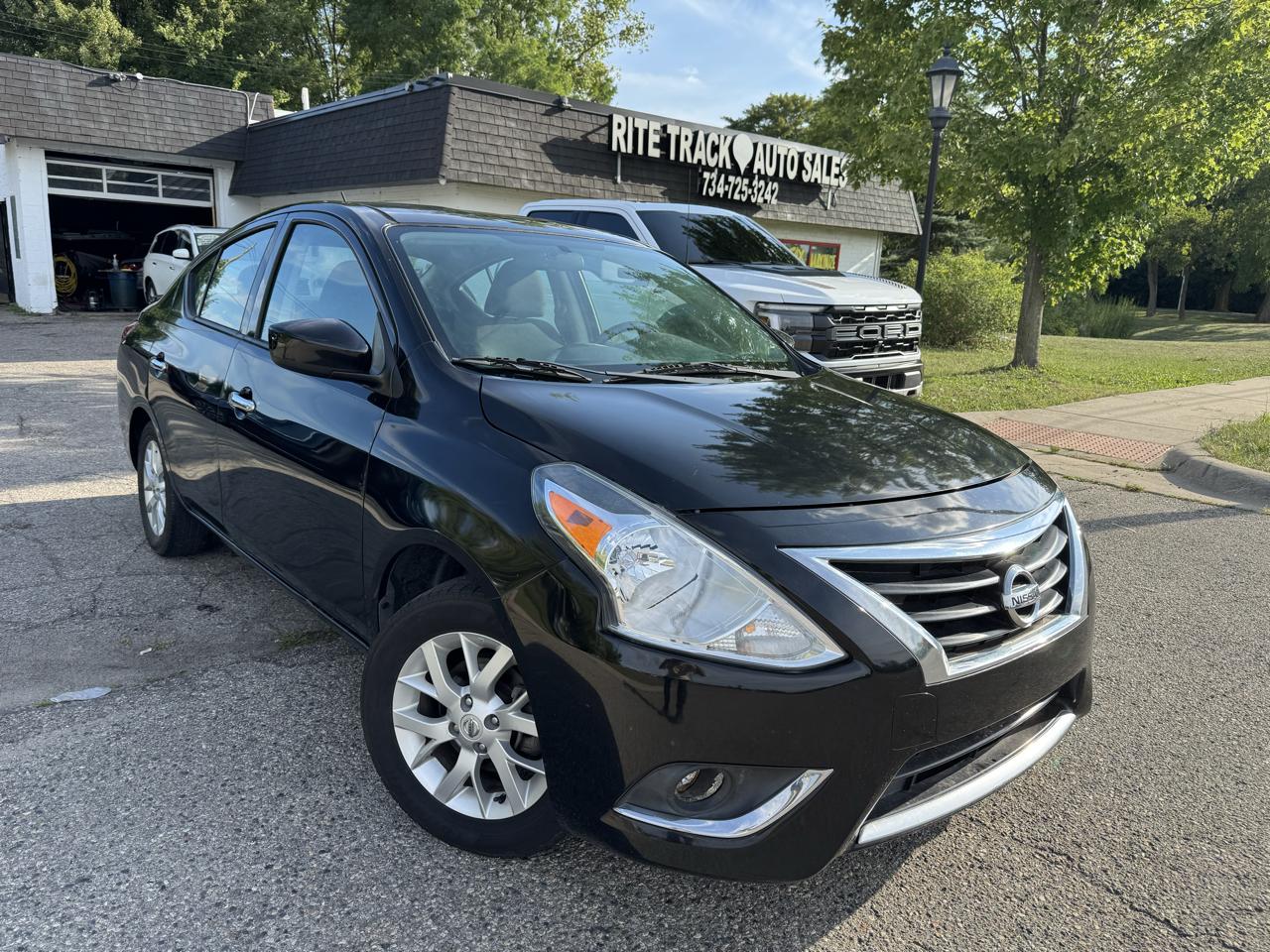 Nissan Versa 1.6 SV Sedan 2018