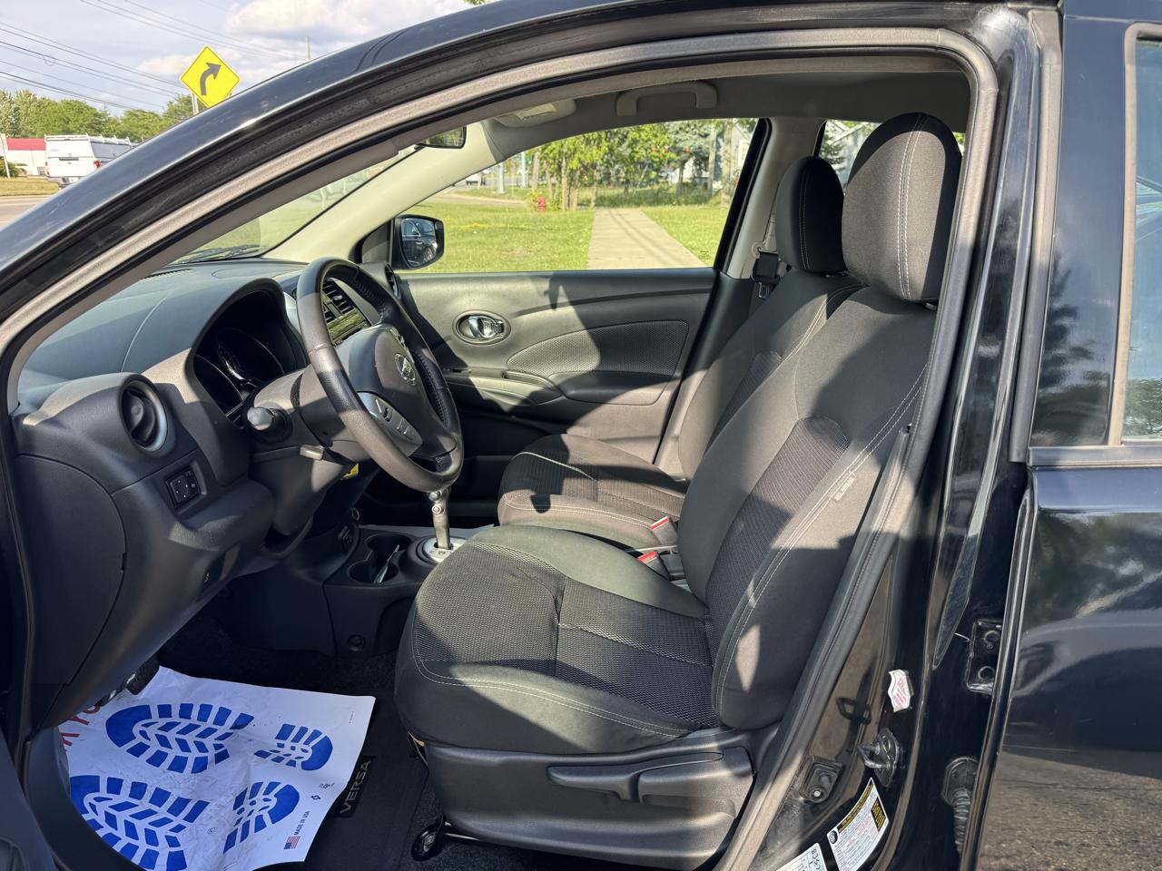 Nissan Versa 1.6 SV Sedan 2018