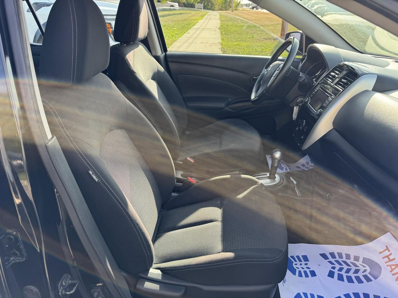Nissan Versa 1.6 SV Sedan 2018