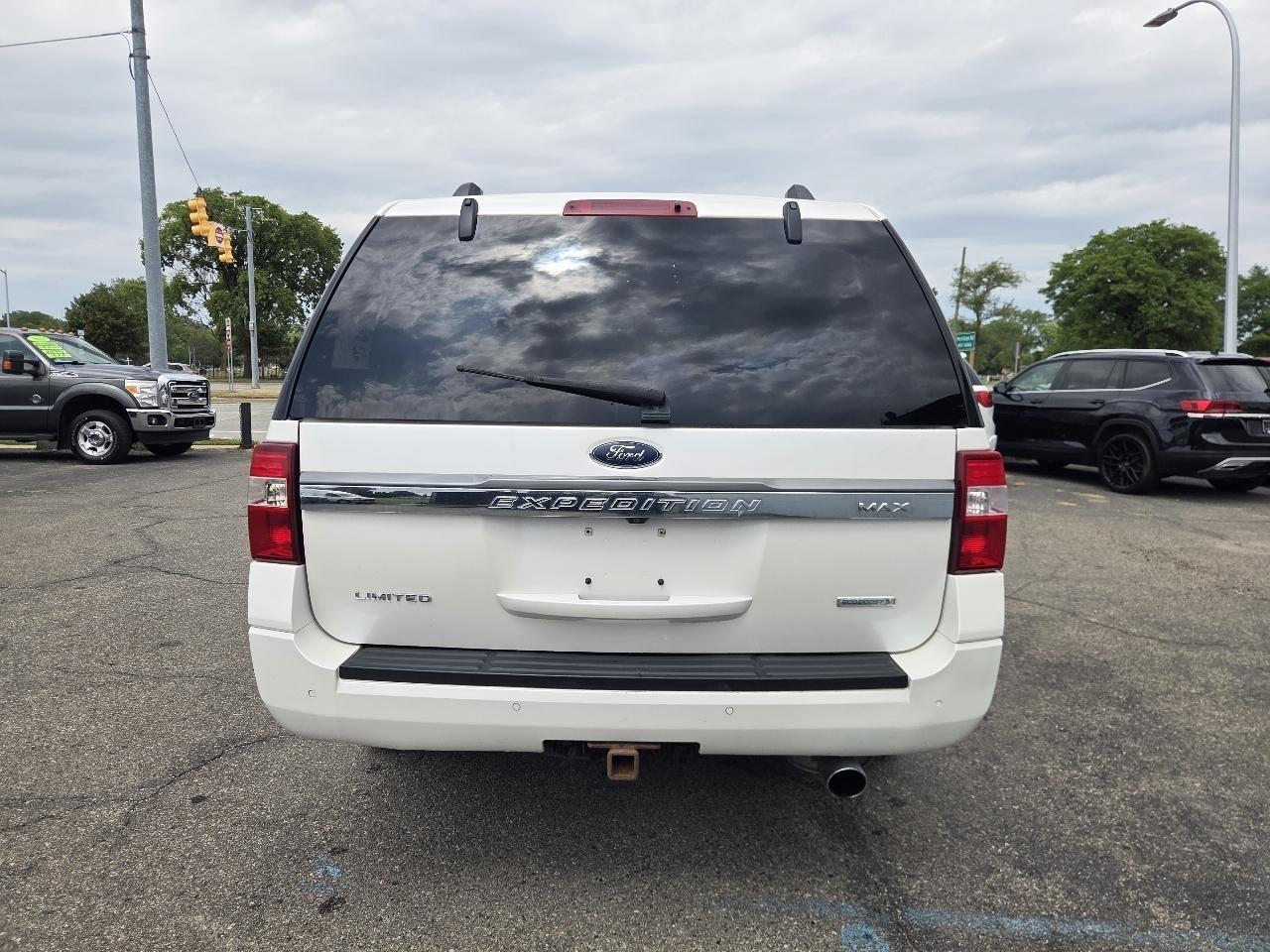 Ford Expedition EL Limited 4WD 2017