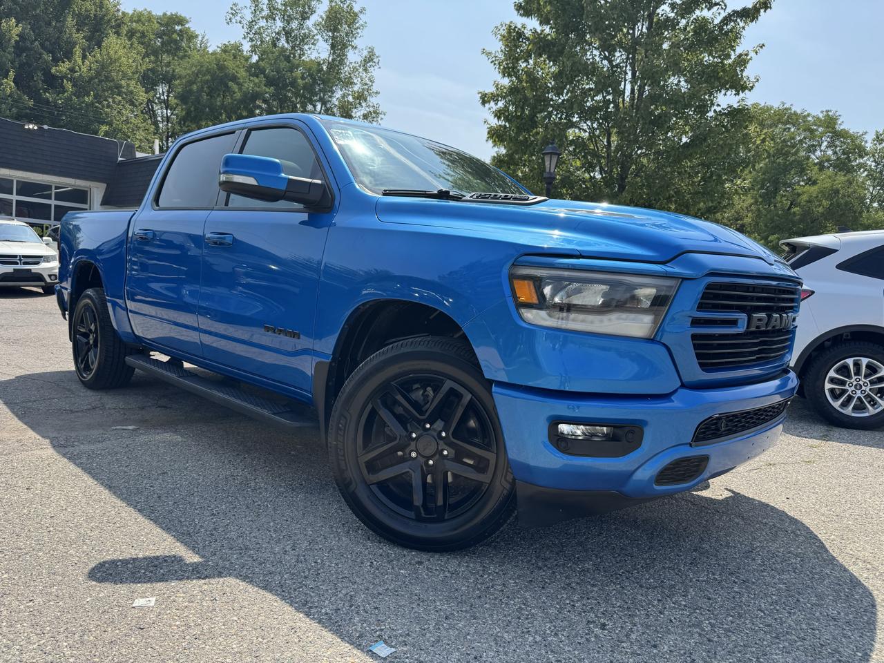 RAM 1500 Sport Crew Cab SB 4WD 2021
