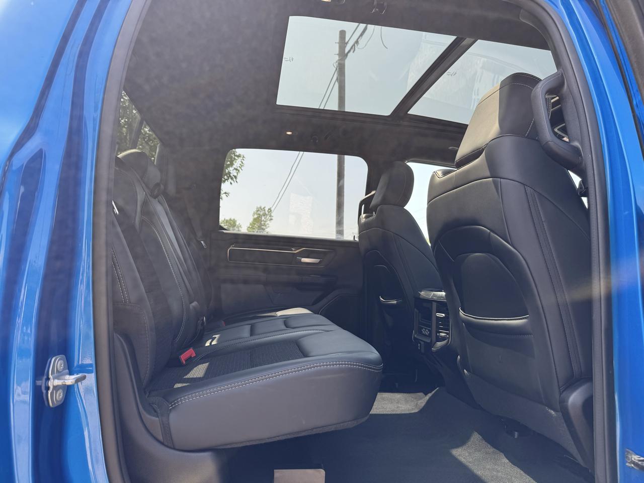 RAM 1500 Sport Crew Cab SB 4WD 2021