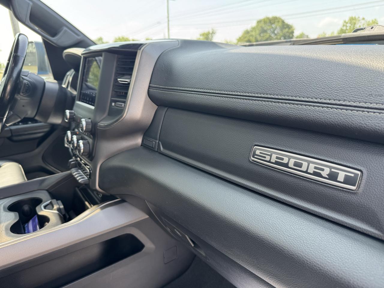 RAM 1500 Sport Crew Cab SB 4WD 2021