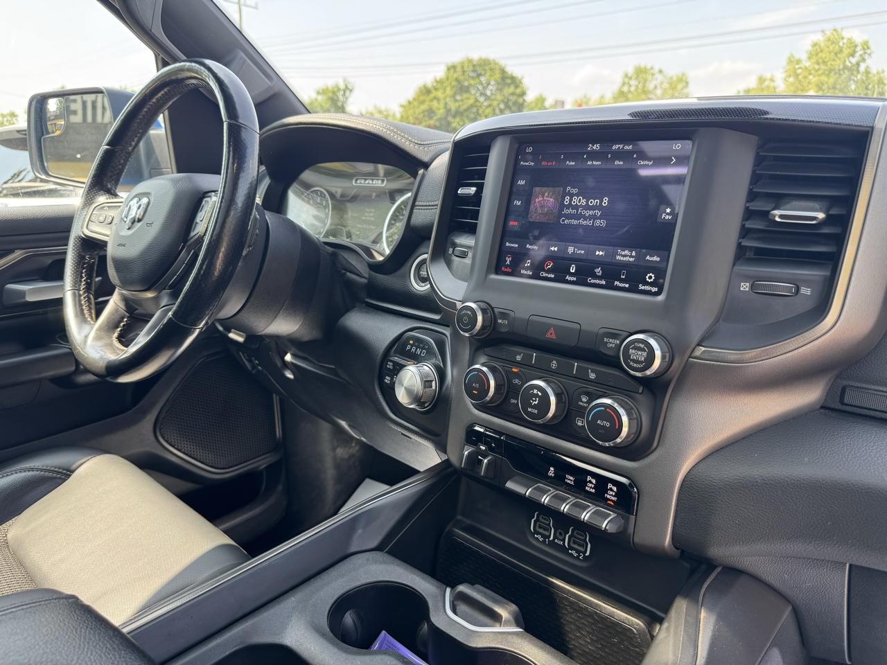 RAM 1500 Sport Crew Cab SB 4WD 2021