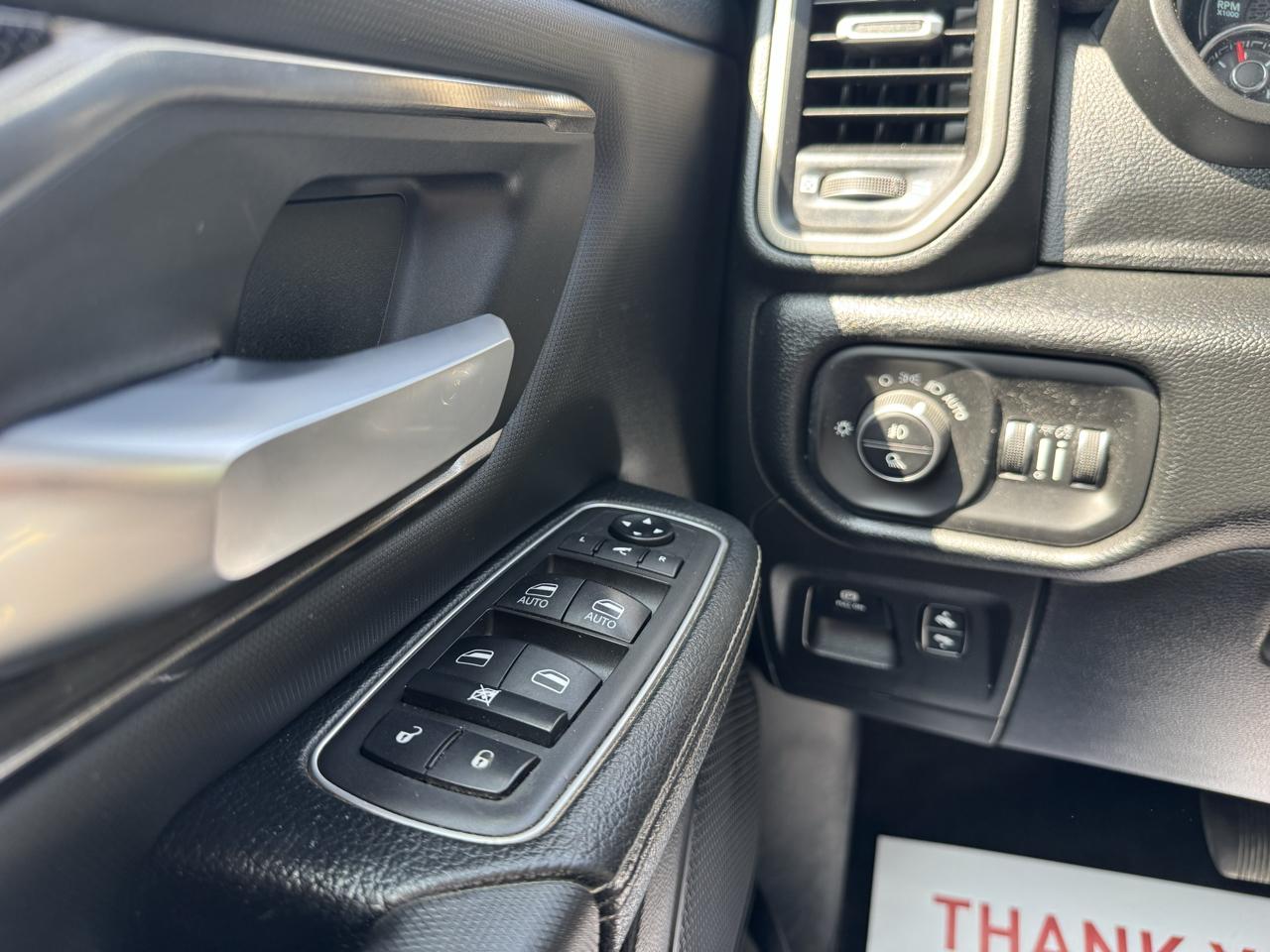 RAM 1500 Sport Crew Cab SB 4WD 2021