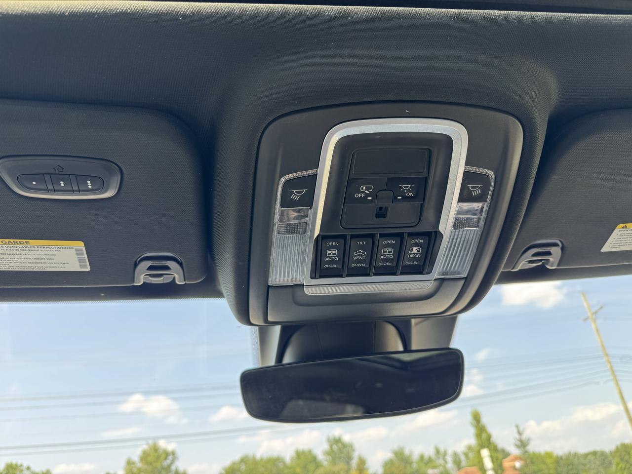 RAM 1500 Sport Crew Cab SB 4WD 2021