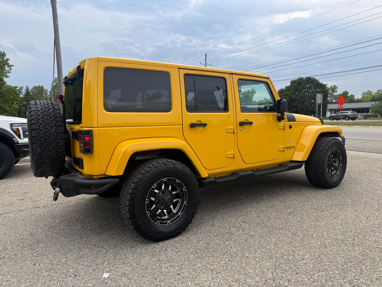 Jeep Wrangler Unlimited Sahara 4WD 2015