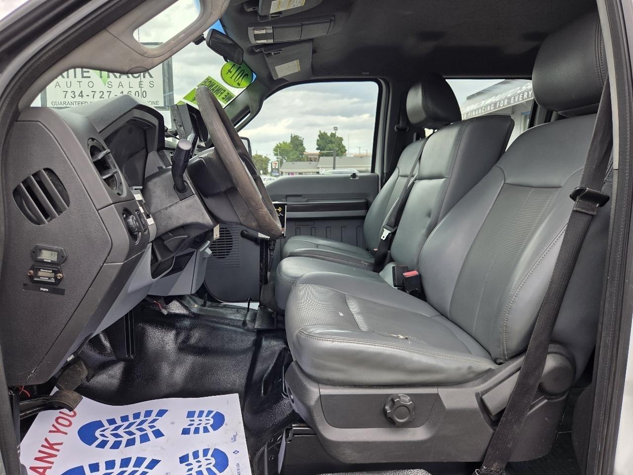 Ford F-450 SD Crew Cab DRW 4WD 2014