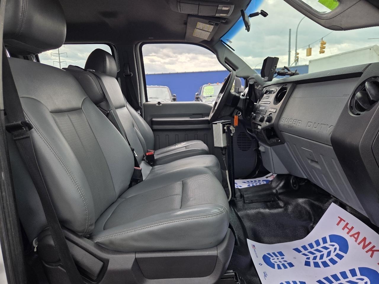 Ford F-450 SD Crew Cab DRW 4WD 2014