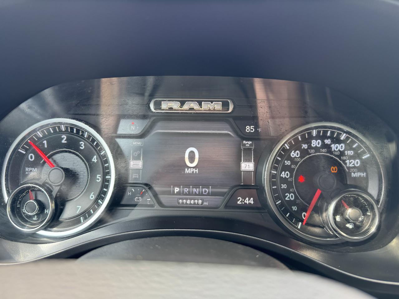 RAM 1500 Big Horn Crew Cab SWB 4WD 2019