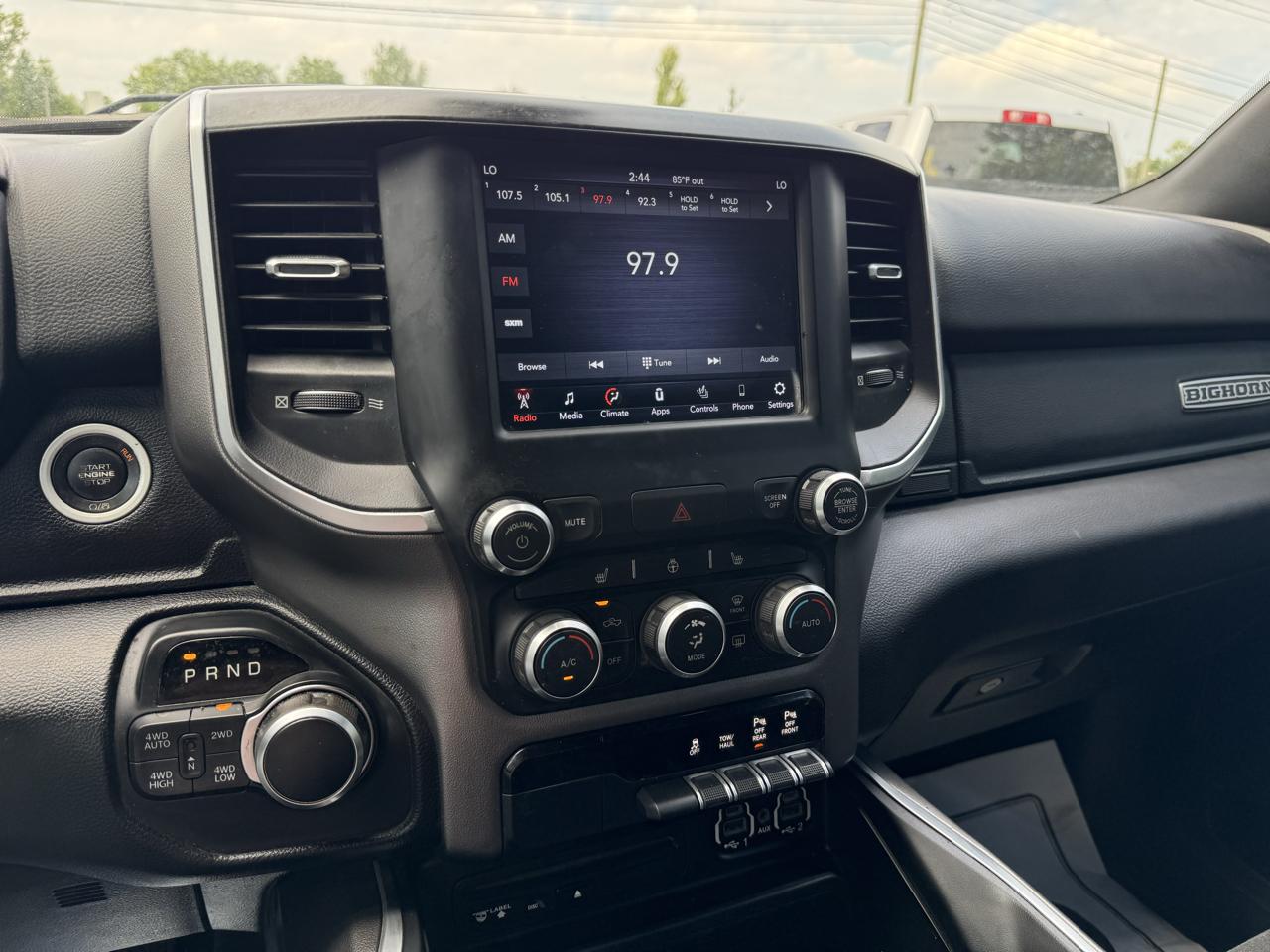 RAM 1500 Big Horn Crew Cab SWB 4WD 2019