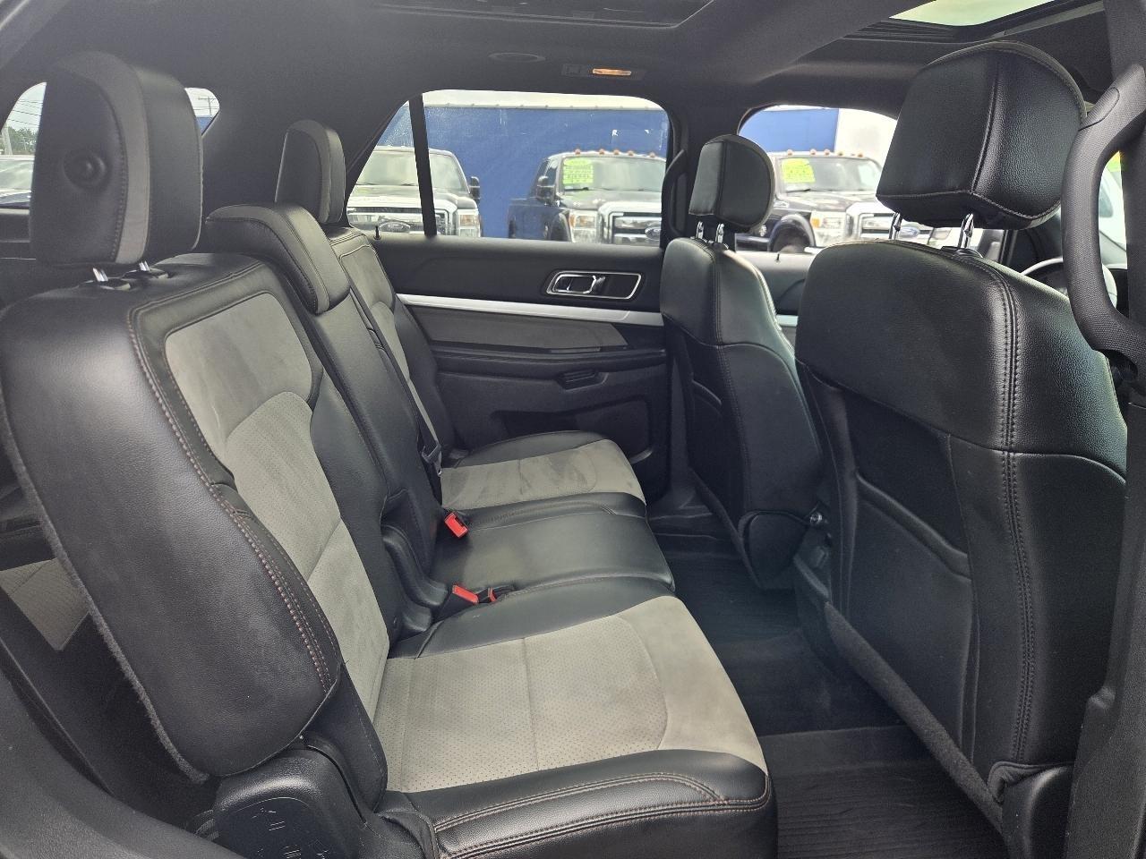 Ford Explorer XLT 4WD 2017