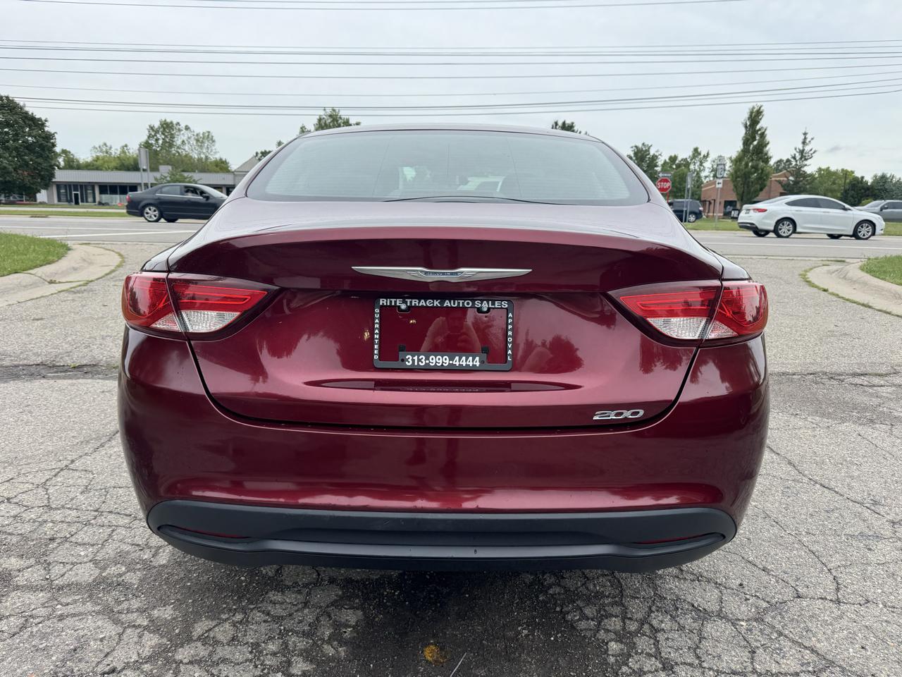 Chrysler 200 LX 2015