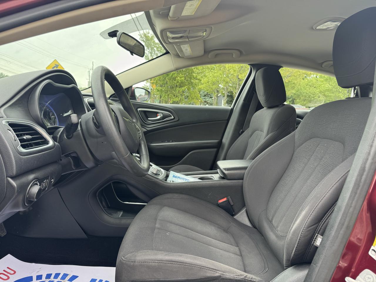 Chrysler 200 LX 2015