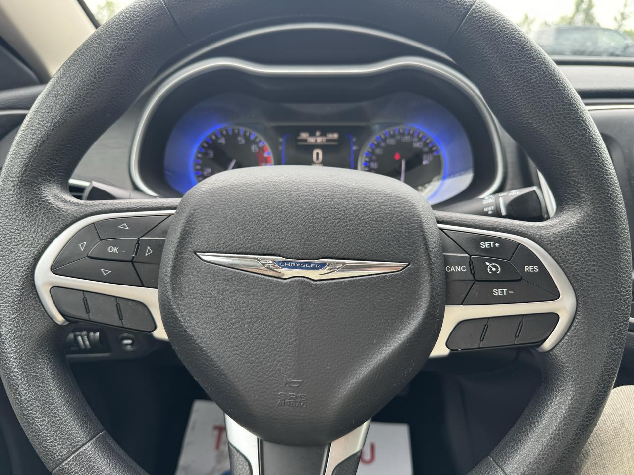 Chrysler 200 LX 2015